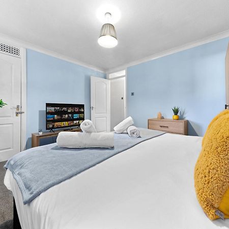 Watford Cozy Full Home - Perfect For Harry Potter Studios! Watford (Hertfordshire) Exterior foto