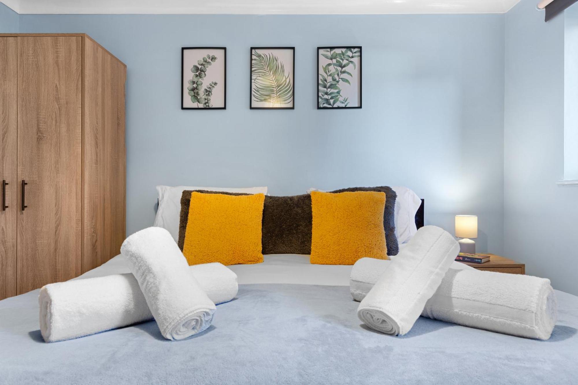 Watford Cozy Full Home - Perfect For Harry Potter Studios! Watford (Hertfordshire) Exterior foto